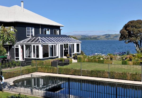 $699 for a One-Night Luxury Stay for Two in a Premium Lakefront Room with $100 Spa or Dining Voucher or $1,349 for Two Nights incl. $250 Voucher – Both Options incl. Breakfast, Wi-Fi & Parking
