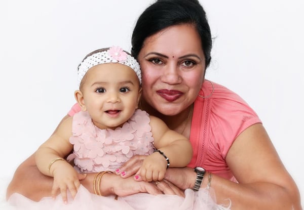 $39 for a 45-Minute Photography Shoot incl. Five 6x4" Prints or $99 for a 60-Minute Shoot incl. 10 6x4" Prints or Digital Images (value up to $270)