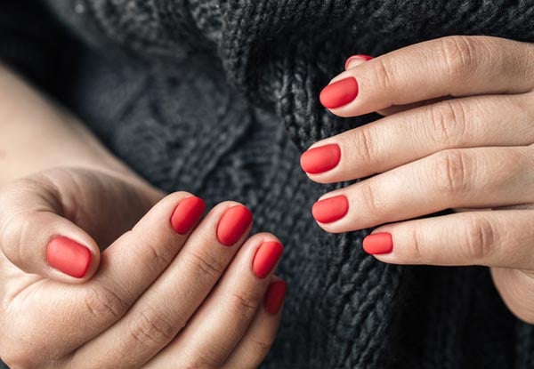 Gel Manicure & Full Set of Individual Eyelash Extensions