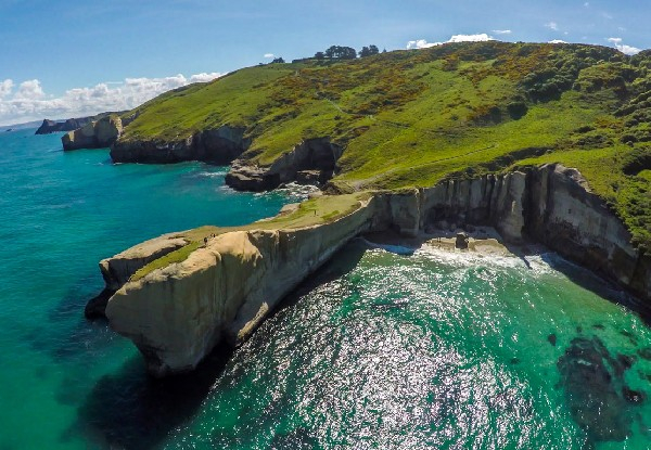 Seven-Day, Winter Safari Deep Southern Self-Guided Tour for Two People incl. Six Nights Accommodation, Five-Day Rental Car, Return Ferry Ticket & More - Options for a Family of Three or Four