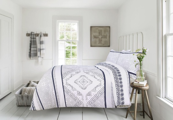 Amsons Hampton Inky Snow Quilt Cover Set - Six Sizes Available