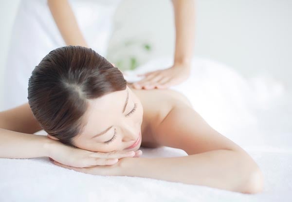 60-Minute Full Body Massage - Options for a 60-Minute Foot Reflexology Session & 90-Minute Foot Reflexology incl. Full Body Massage Combo