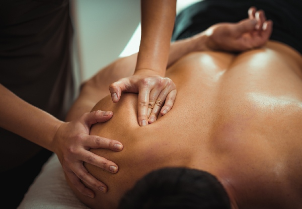 75-Minute Luxury Pamper Package incl. Facial, Eyebrow Tint & Tidy, Back, Neck & Shoulder Massage