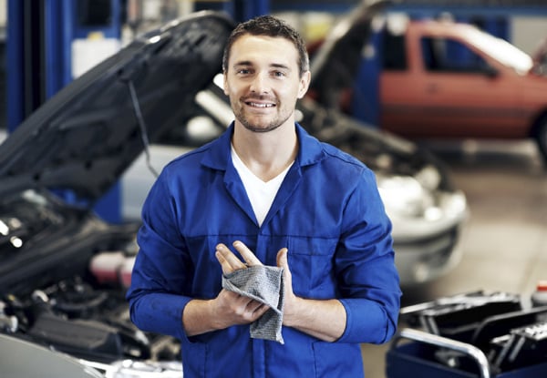 Japanese Hybrid Vehicle Service incl. up to 5 Litres of Fully Synthetic Oil, Computer Diagnostic & Reset Service