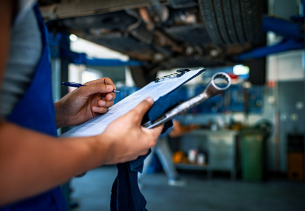 Comprehensive Service incl. 20-Point Check & Wheel Alignment Package