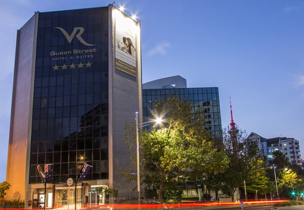 One-Night, 4 Star Auckland City Centre Stay for Two People in a One-Bedroom Suite incl. Buffet Breakfast & Late Checkout - Options for Two or Three Nights