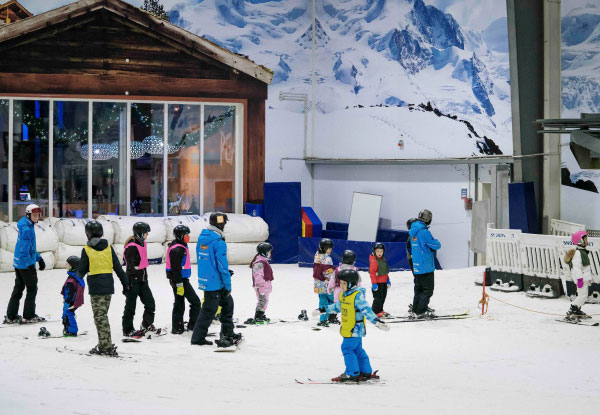 Christmas School Holiday Program at Snowplanet - Valid from 15th to 19th December 2025