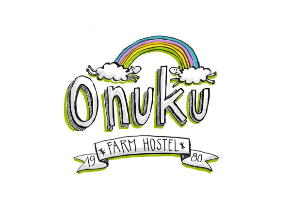 Onuku Farm Hostel Dolphin Swimming