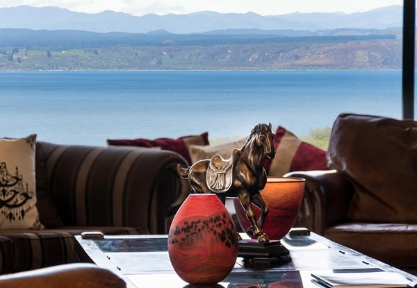 $450 for Two-Nights for Two People in a Kea Garden Suite or $550 for Two-Nights for Two People in a Kiwi Lakeview Suite incl. Cooked & Continental Breakfast on Both Mornings & Late Checkout (value up to $900)