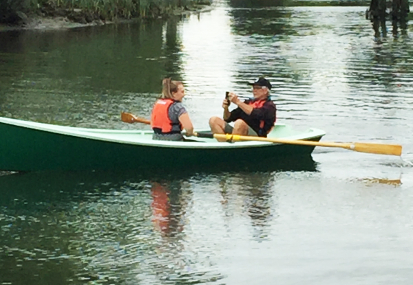 90-Minute Row Boat Hire for Two People incl. Safety Vests