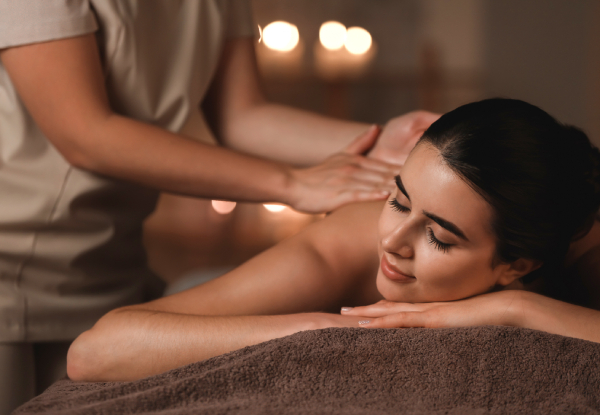 60-Minute Spring Wellness Pamper Package incl. 30-Min Hot Stone Massage & 30-Min Bespoke Facial