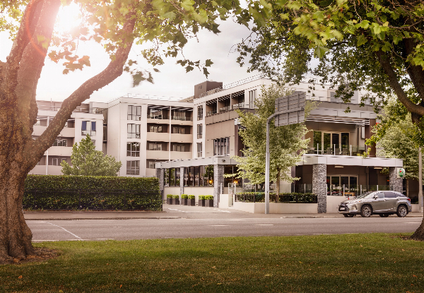 Christchurch CBD Stay for Two in a Superior King Room incl. Parking, Daily Breakfast & Late Checkout - Options for Upgrade to Executive King Room & Two Nights with $30 F&B Credit