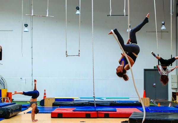 Four Weeks Try it All Circus Course Starting From 10th July, Mondays: 6.00pm - 7.30pm or Wednesdays: 6.30am - 8.00am