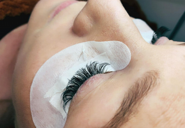Signature Russian Volume Lash Extensions for One