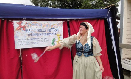 Kelly Belly Button