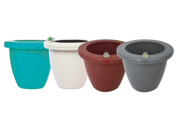 $11 for a Self-Watering Oasis Pot Available in Four Colours (value $19.98)