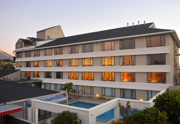 $139 for a One-Night Stay in an Executive Studio for Two People incl. Cooked Breakfast for Two, Late Checkout, & Wi-Fi or $268 for Two Nights