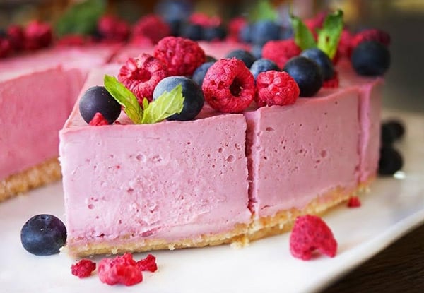 $10 for a $15 Raw Treats Cabinet Voucher