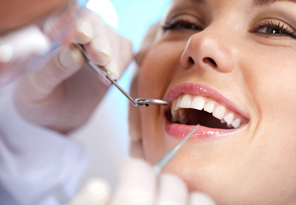 One-Hour Dental Hygienist Appointment incl. Scale & Clean