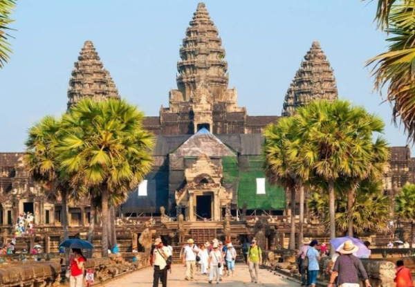 Per-Person, Twin-Share Seven-Day Cambodia Discovery Tour incl. Meals, Guided Trips, Domestic Transport & More - Option for Three, Four & Five Star Accommodation Packages