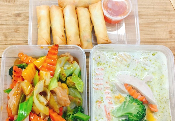 Two Mains & Six Golden Rolls to Takeaway - Option for the Party Combo incl. Free Delivery