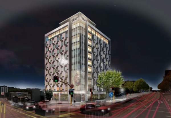 Luxury Stay for 2 at Sudima Auckland Central CBD incl. Buffet Breakfast at East Restaurant, $30 Hotel Credit Per Stay, Late Checkout, Parking, Access to the Fitness Centre - Deluxe King, Deluxe Twin or upgrade to a Premium King