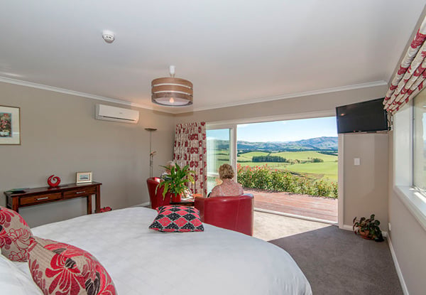 $390 for Two Nights in a Superior Room for Two People incl. Breakfast, Wi-Fi, Local Wine Tasting for Two & $200 in Local Dining Vouchers (value up to $800)