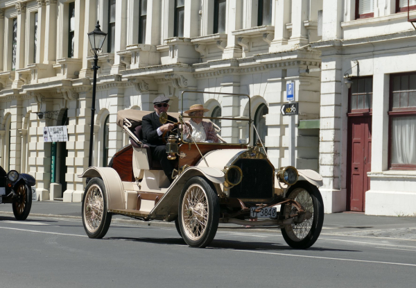 Victorian Festival, Four-Day, Oamaru Package for One Person incl. Accommodation & Entry Fees - Options for Couples, Family of Three, Family of Four