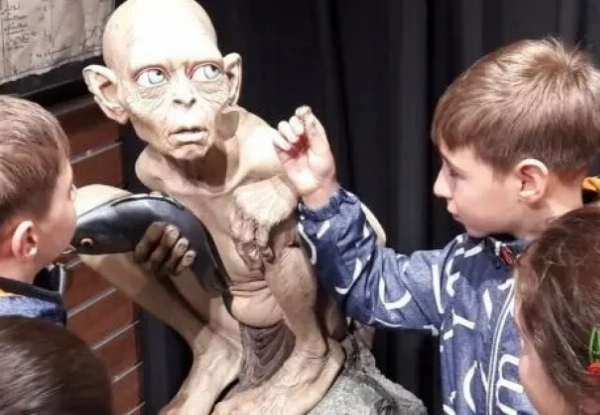 Half-Day Lord of the Rings & Weta Workshop Tour in Wellington - Adults $205.17 or Children $103.11