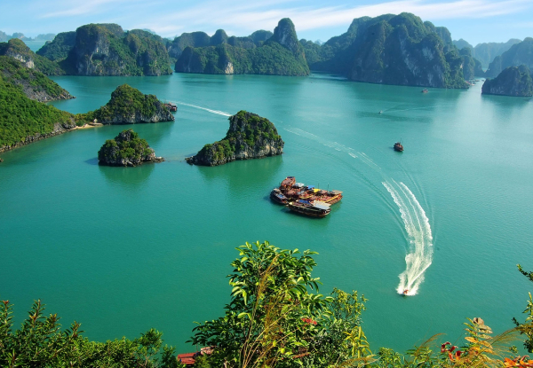 Per Person, Twin-Share 14-Day Incredible Vietnam North to South Tour incl. Meals, Accommodation, Domestic Flights, Train Trip, 2-Day Halong Bay Cruise, Airport Transfers, Boating, Sightseeing & More