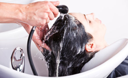 Han's Hair Studio (!)