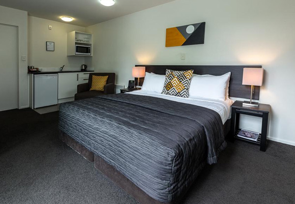 Airport Palms Motel