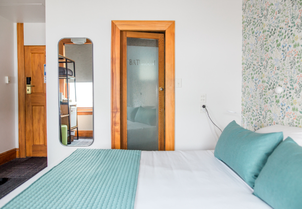 Cambridge Hotel