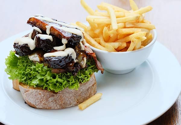 $35 for Two Breakfast or Lunch Mains & Two Wines or Beers for Two People – Valid Seven Days