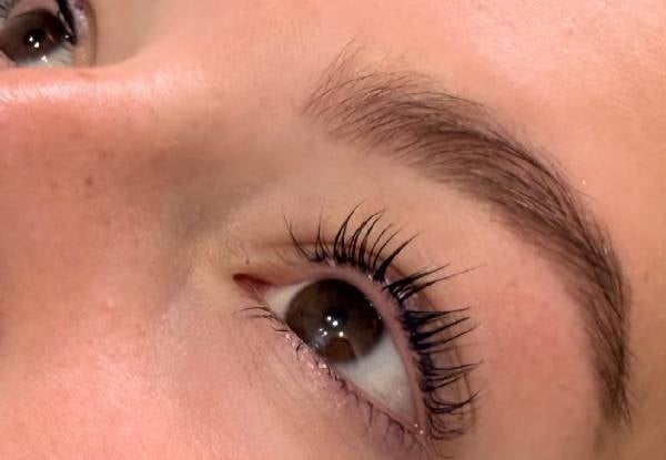 Brow, Lash or Waxing Beauty Service - Options for Eyebrow Threading or Wax, Eyebrow Shape & Tint & Lash Tint, Brazilian Wax, Half Leg & Half Arm Wax, Full Leg or Arm Wax, Full Face Threading or Wax, Lash Lift, or Classic Lash Extensions — photo 3