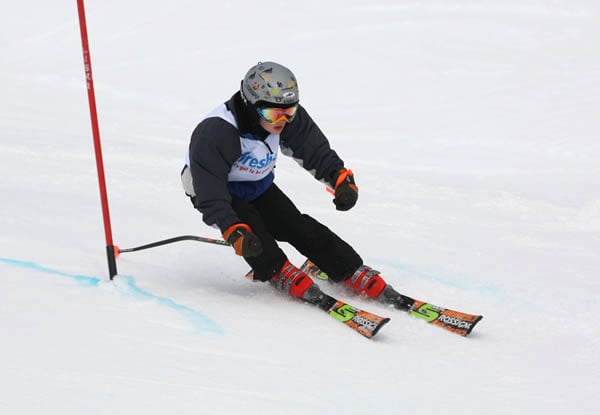 Day Pass Combo incl. Rental Equipment or One-Hour of Snow Tubing - Only 20 Available of Each — photo 4