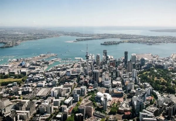 Auckland Discovery 25-Minute Helicopter Flight for Two - $839.64 — photo 4