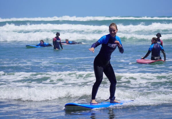 Group Beginner Surf Lesson at Muriwai Surf School