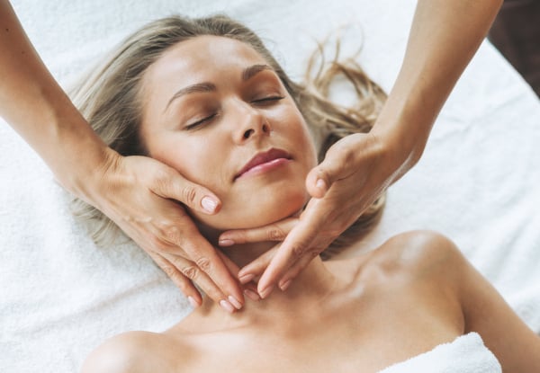 Unique Pamper Package incl. Foot Soak, Back Massage & Facial - Option for Luxury Pamper Experience incl. Foot Soak, Full Body Massage & Facial