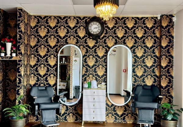 Crimson Signature HydraFacial incl. Dermaplaning & LED Light Therapy — photo 4