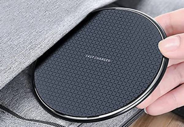 Titan Wireless Fast Charger Compatible with iPhone & Android - Black — photo 3