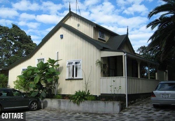 One-Night Midweek Raglan Getaway for Two People in an Apartment incl. Late Checkout & Wifi — photo 9
