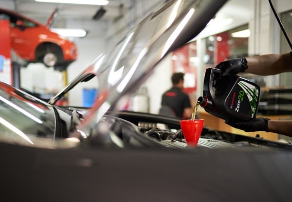Honda EssentialCare+ Service 35-Point Check incl. Genuine Oil & Filter Change for Used Honda Vehicles 7 Years Old & Older - Available at Four Auckland Honda Stores - Limited Time Sale — photo 3