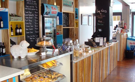Latitude 41 Classic Kiwi Cafe and Bar