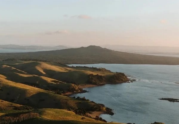 Auckland City & Volcanoes 15-Minute Helicopter Flight for Two - $629.20 — photo 3