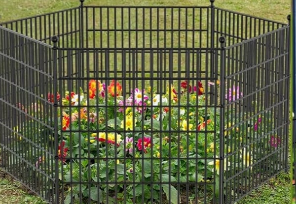 10-Panel Metal Garden Barrier Fence — photo 2