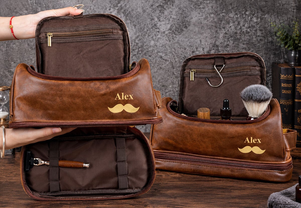 Custom Toiletry Bag — photo 4