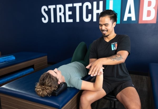 25-Minute One-On-One Assisted Stretch Session with a Flexologist at StretchLab Wellington - Option for 50-Minute Session — photo 6