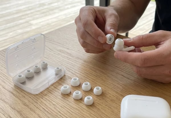 Four Pairs Silicone Ear Tips Compatible with Apple AirPods Pro 3 — photo 5