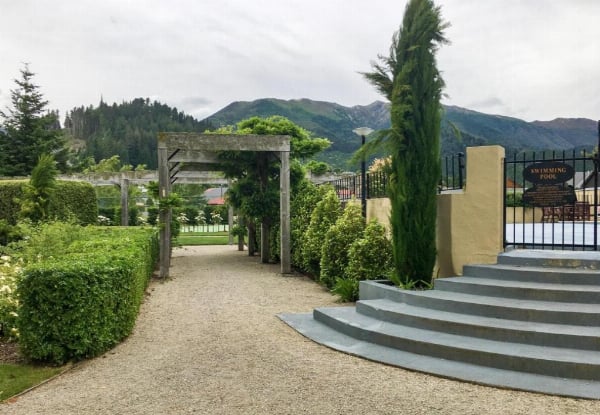 Hanmer Springs One-Night Getaway for Two People incl. Entry to Hanmer Springs Thermal Pools, Breakfast & Free Parking - Snug, The Edit, Double Take, or Greenhouse Rooms Available - Valid Sunday to Thursday Nights — photo 10